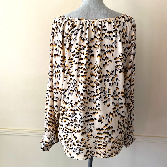 CABI ROUND TRIP SAFARI LEOPARD PRINT CREAM BLACK LONG CUFFED SLEEVE TOP #4335 - Picture 12 of 17